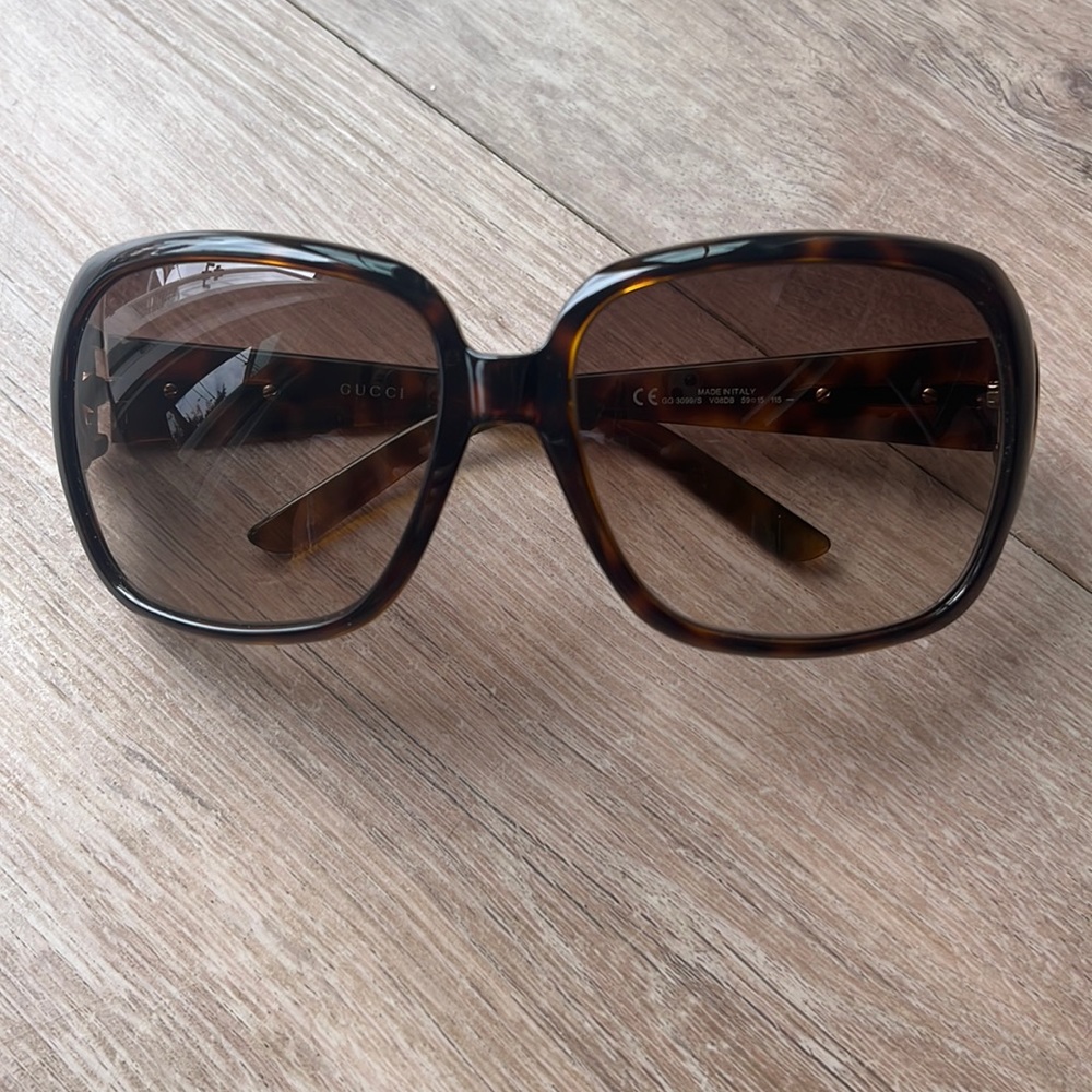 Gucci sunglasses tortoise shell gold buckle gucci gg 3099 v08db
